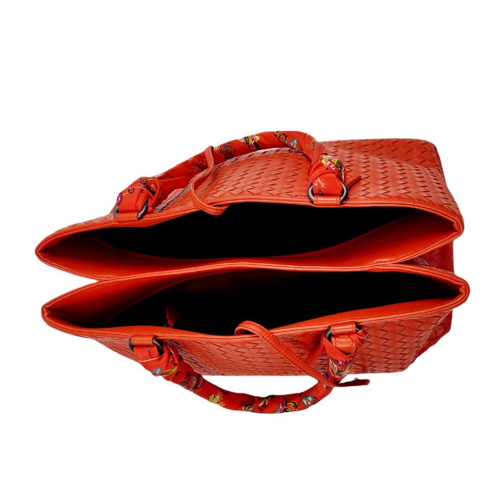 Bottega Veneta Red Intrecciato Woven Leather Tote Bag - Picture 8 of 11